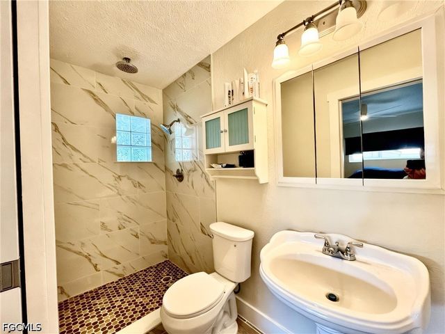 24368 Blackbeard BLVD, Punta Gorda, FL 33955