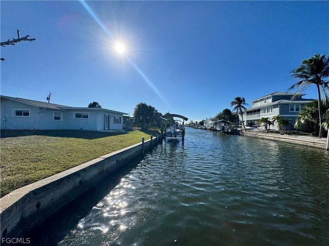 24368 Blackbeard BLVD, Punta Gorda, FL 33955