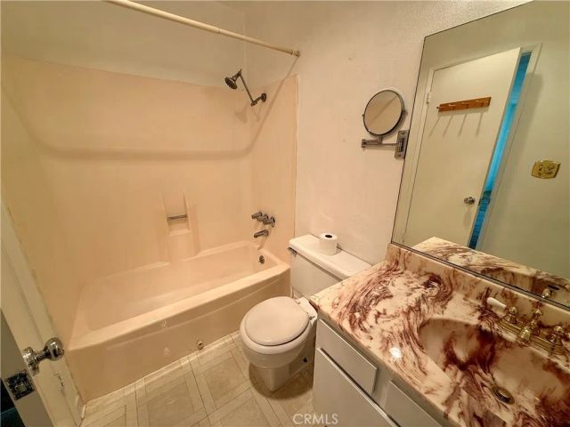 4727 W 147th Street 202, Lawndale, CA 90260