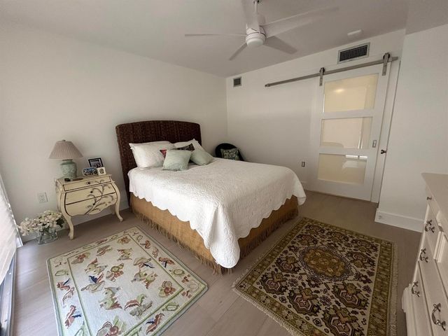 1901 Marina Isle Way 302, Jupiter, FL 33477