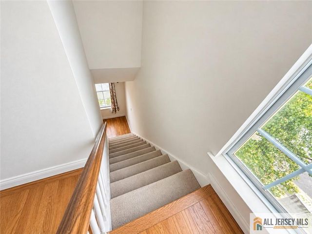 23 Giera Court, Parlin, NJ 08859
