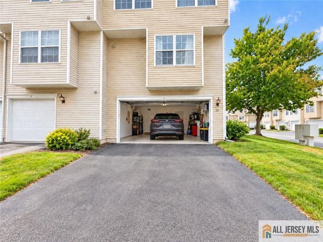 23 Giera Court, Parlin, NJ 08859