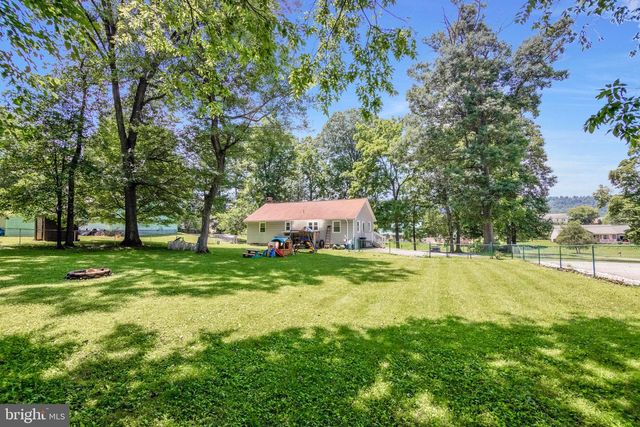 844 RIDGE RD S, Martinsburg, WV 25403