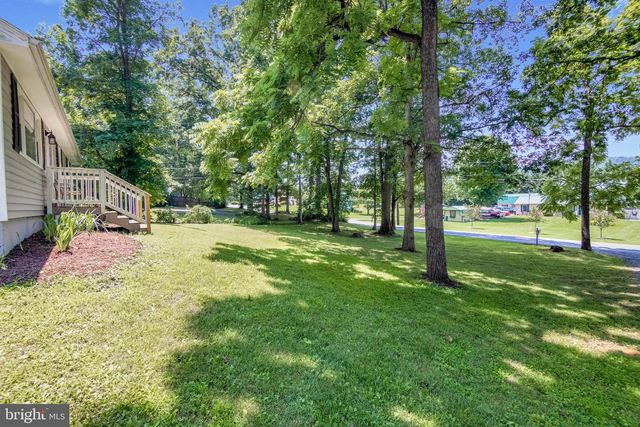 844 RIDGE RD S, Martinsburg, WV 25403