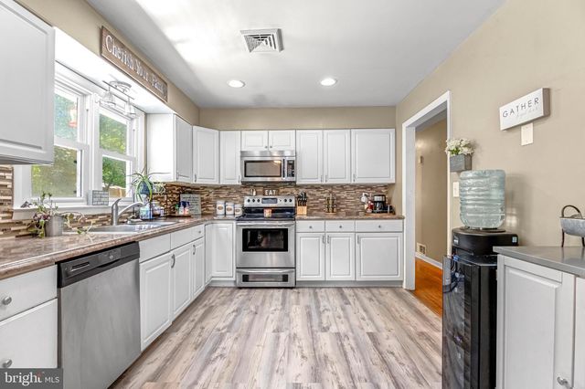 844 RIDGE RD S, Martinsburg, WV 25403