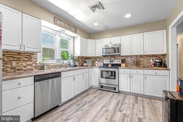 844 RIDGE RD S, Martinsburg, WV 25403