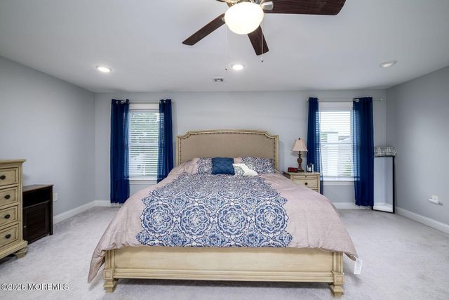 24 Woodhaven Road, Toms River, NJ 08753