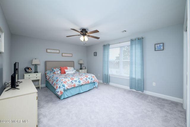 24 Woodhaven Road, Toms River, NJ 08753