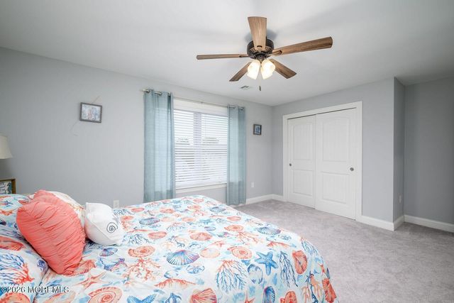 24 Woodhaven Road, Toms River, NJ 08753