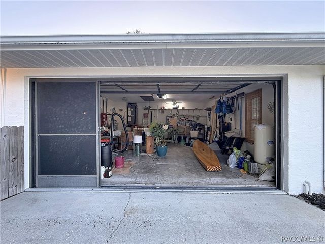 680 E Connecticut Lane, Hernando, FL 34442