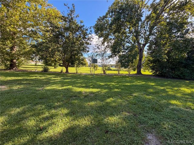 680 E Connecticut Lane, Hernando, FL 34442