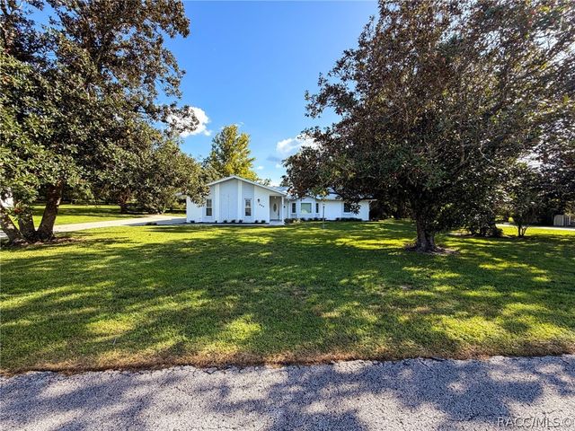 680 E Connecticut Lane, Hernando, FL 34442