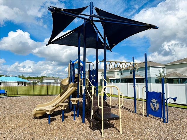 700 DARING DRIVE, Davenport, FL 33837