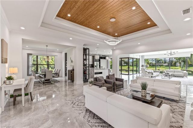 4410 Caldera CIR, Naples, FL 34119