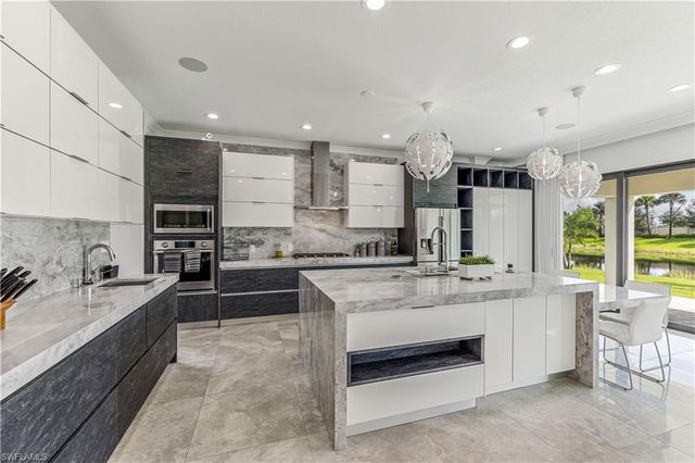 4410 Caldera CIR, Naples, FL 34119