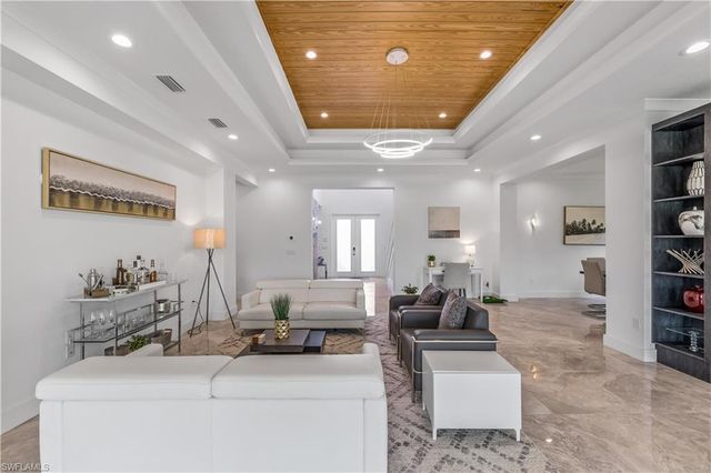 4410 Caldera CIR, Naples, FL 34119