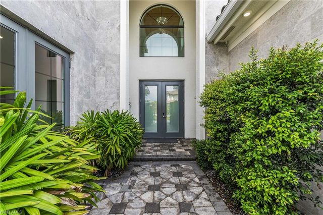 4410 Caldera CIR, Naples, FL 34119