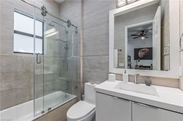 4410 Caldera CIR, Naples, FL 34119