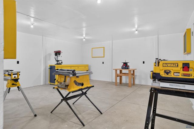 23288 RADAR HILL RD, Rapid City, SD 57703