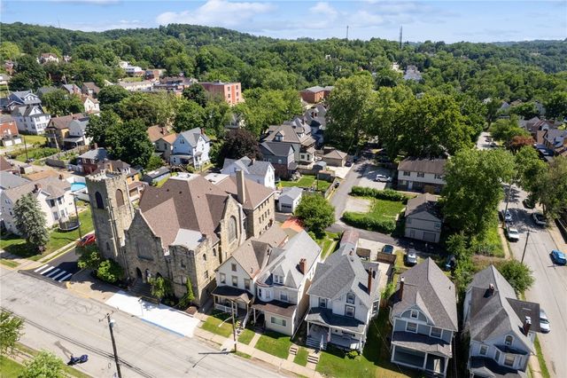 450 Center Avenue, Verona, PA 15147