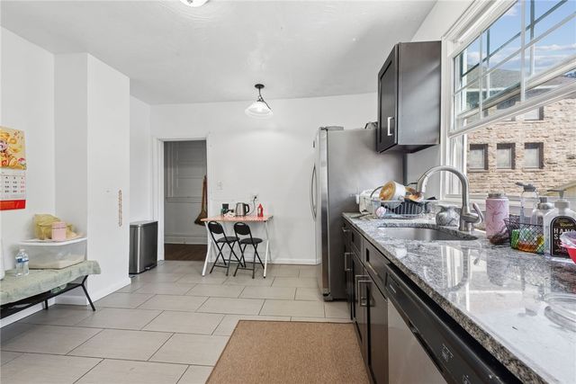 450 Center Avenue, Verona, PA 15147