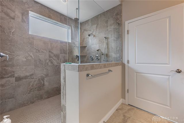 9501 Flatrock Drive, Washington Twp, OH 45458