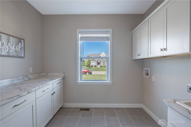9501 Flatrock Drive, Washington Twp, OH 45458