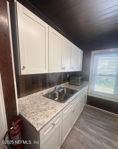 1720 1ST Street 4, Jacksonville Beach, FL 32250