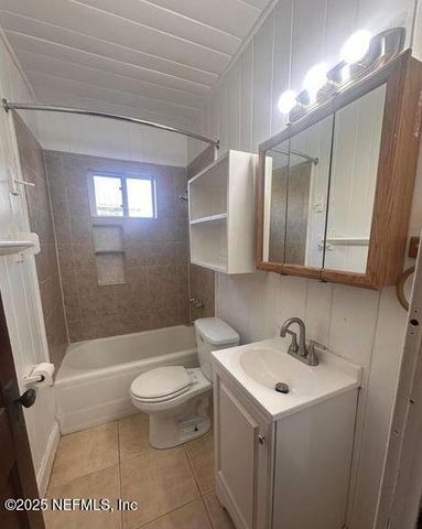 1720 1ST Street 4, Jacksonville Beach, FL 32250