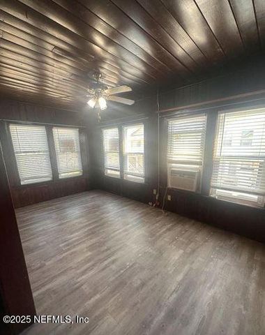 1720 1ST Street 4, Jacksonville Beach, FL 32250