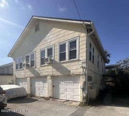 1720 1ST Street 4, Jacksonville Beach, FL 32250