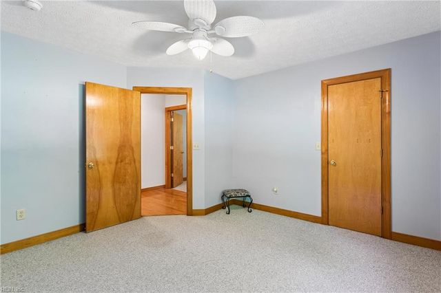 4202 Hall Oaks DR, Gloucester, VA 23061