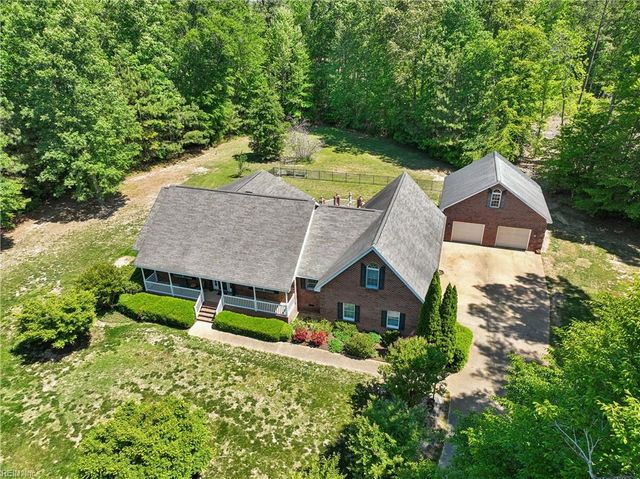 4202 Hall Oaks DR, Gloucester, VA 23061