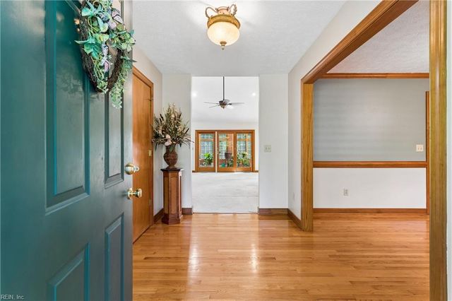 4202 Hall Oaks DR, Gloucester, VA 23061