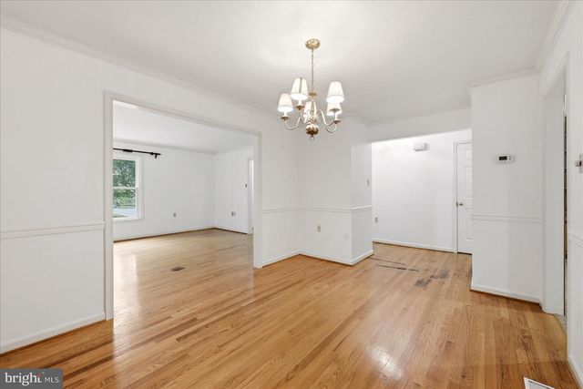 913 ORCHARD HILL DR, Winchester, VA 22601