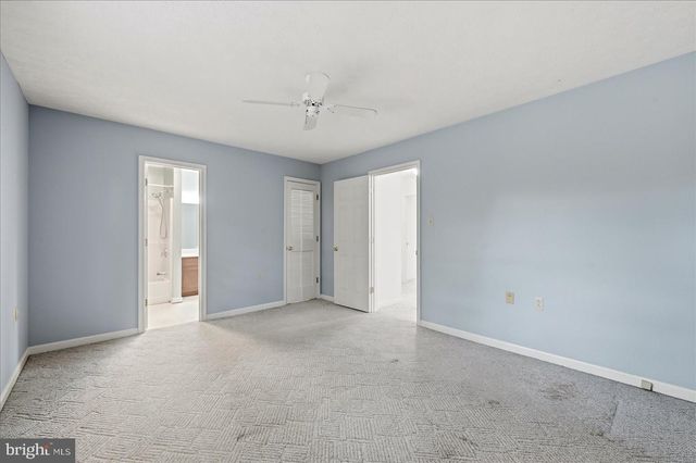 913 ORCHARD HILL DR, Winchester, VA 22601