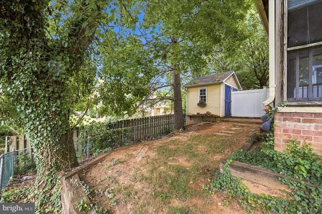 913 ORCHARD HILL DR, Winchester, VA 22601