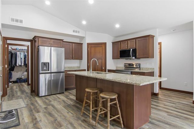 151 Fairview Court, Menomonie, WI 54751