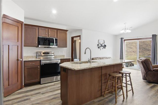 151 Fairview Court, Menomonie, WI 54751