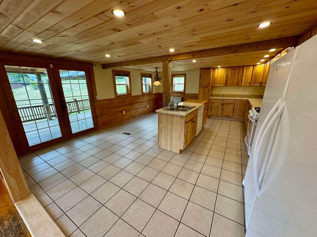 10347 Vermont Route 25, Corinth, VT 05039