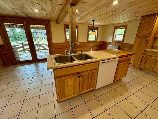 10347 Vermont Route 25, Corinth, VT 05039