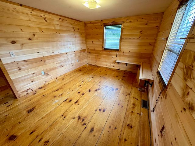 10347 Vermont Route 25, Corinth, VT 05039