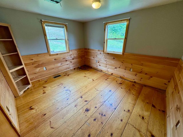 10347 Vermont Route 25, Corinth, VT 05039