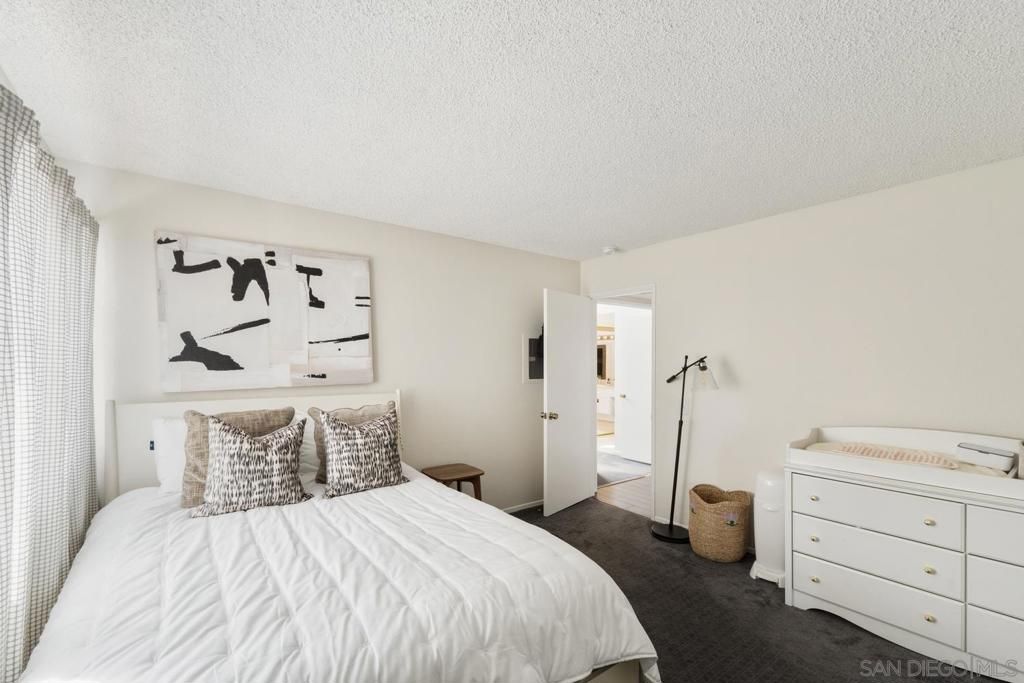 Image 20 of property listing at 895 Connors Ct, Claremont, CA 91711