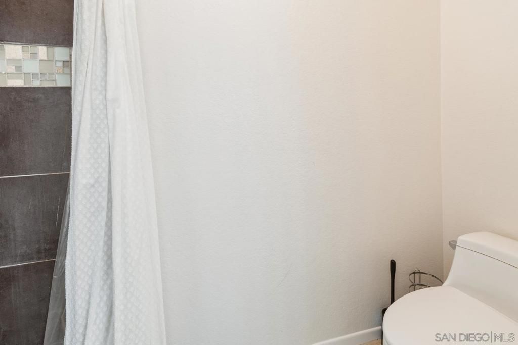 Image 26 of property listing at 895 Connors Ct, Claremont, CA 91711