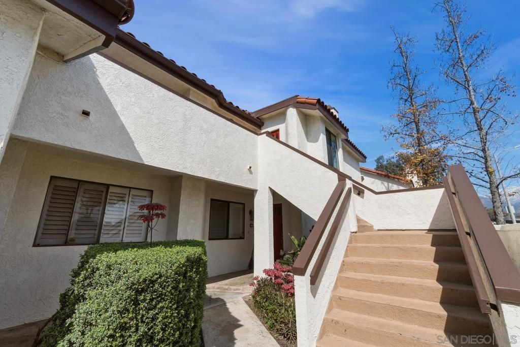 Image 31 of property listing at 895 Connors Ct, Claremont, CA 91711