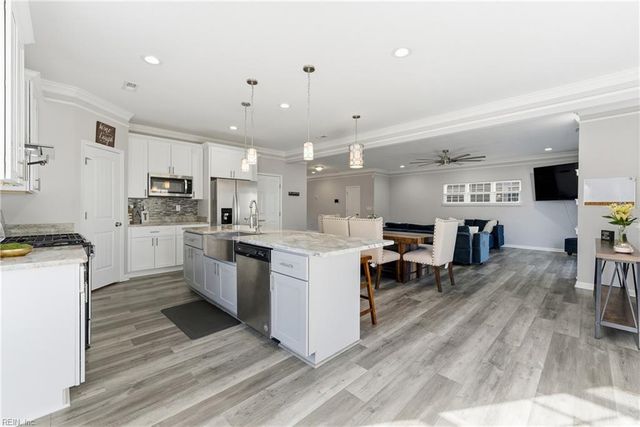 1408 Vine St, Norfolk, VA 23523