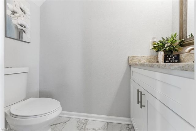 1408 Vine St, Norfolk, VA 23523