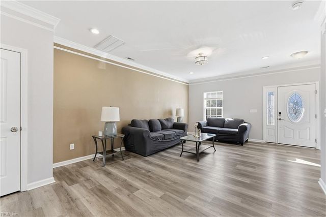 1408 Vine St, Norfolk, VA 23523