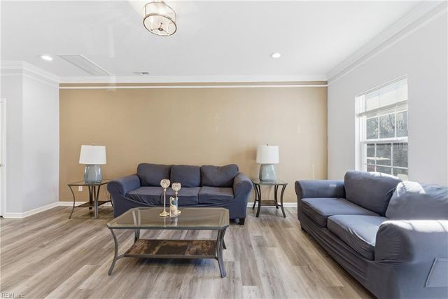 1408 Vine St, Norfolk, VA 23523